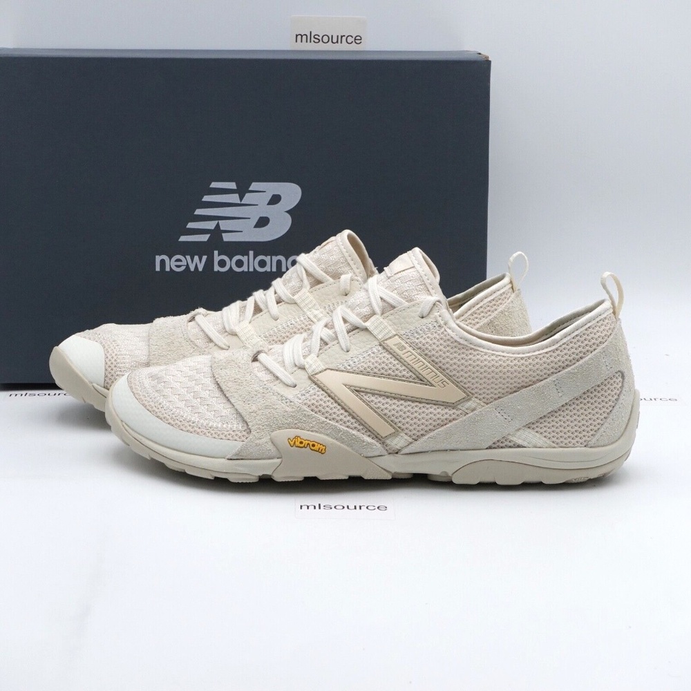 New Balance MT100 Cream Sneakers